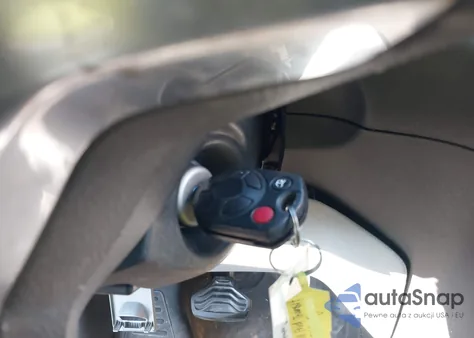 2018 Ford Transit-250 z USA, uszkodzony, nr VIN 1FTYR2YM6JKB11525